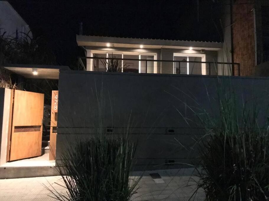 Casa Centrica Frente Al Rio Villa Колония дел Сакременто Екстериор снимка